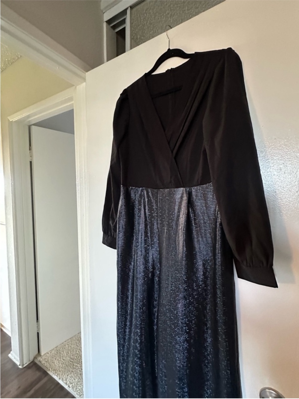 Black Metallic Wide Leg Jumpsuit Wrap V Neck Long Sleeve -  Size M - Picture 6 of 7
